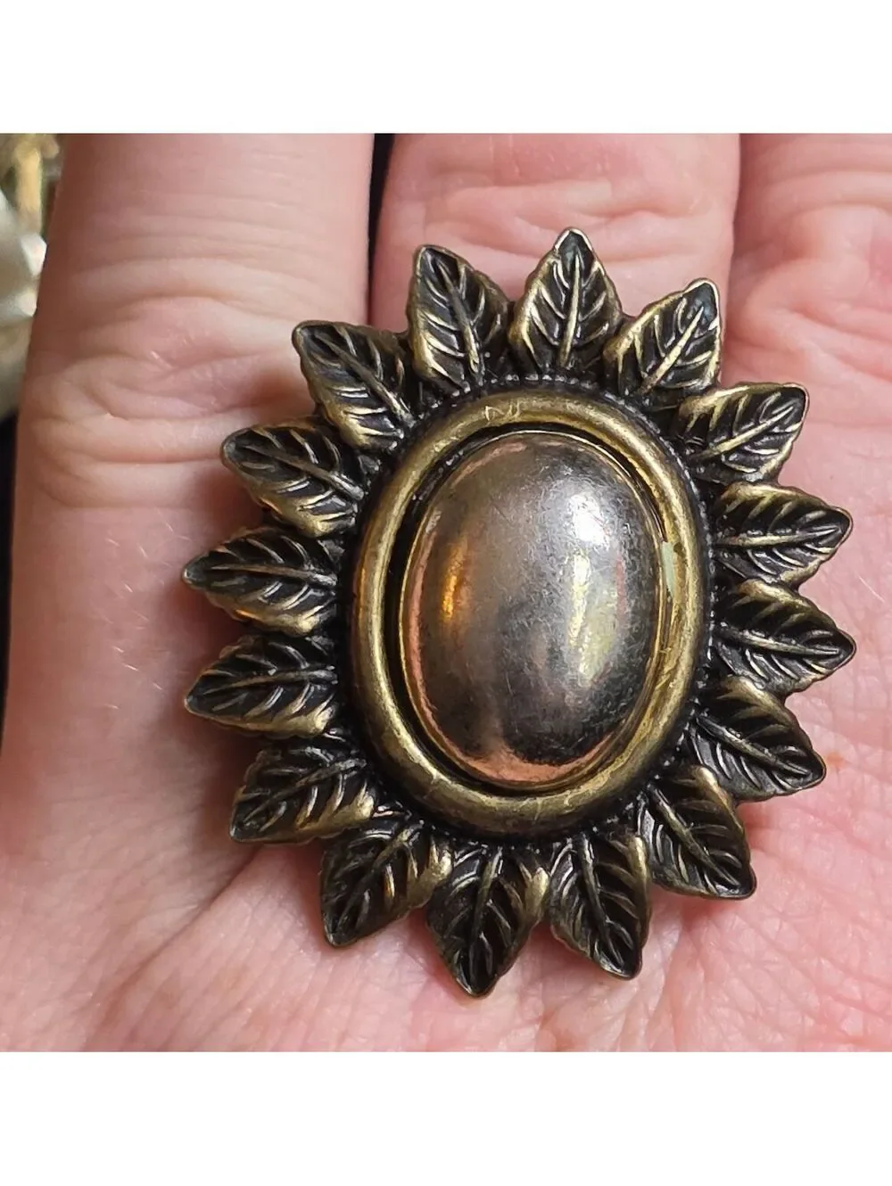 Vintage 1990's Antique Brass Sunflower Cabochon Ring Adjustable